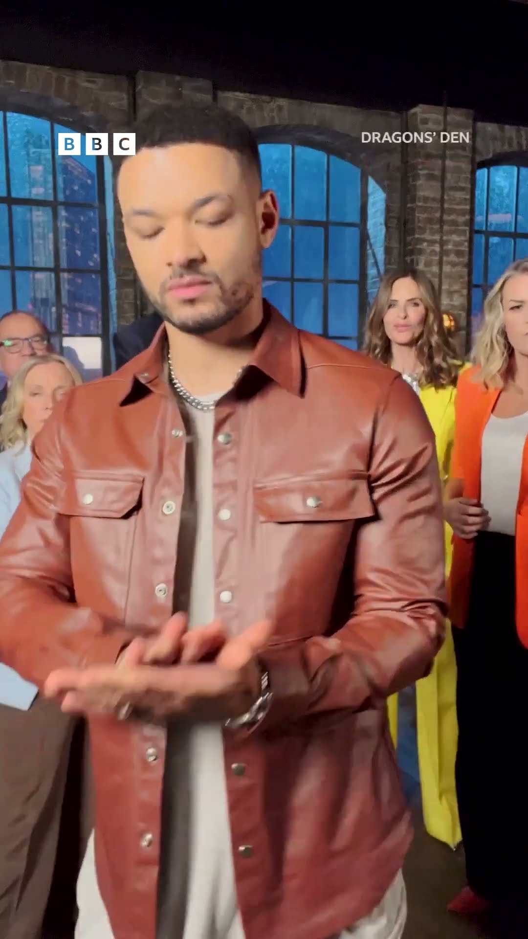Dragons' Den fit check - BBC