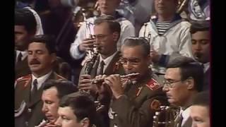 Massed Bands of the Soviet Army plays march 