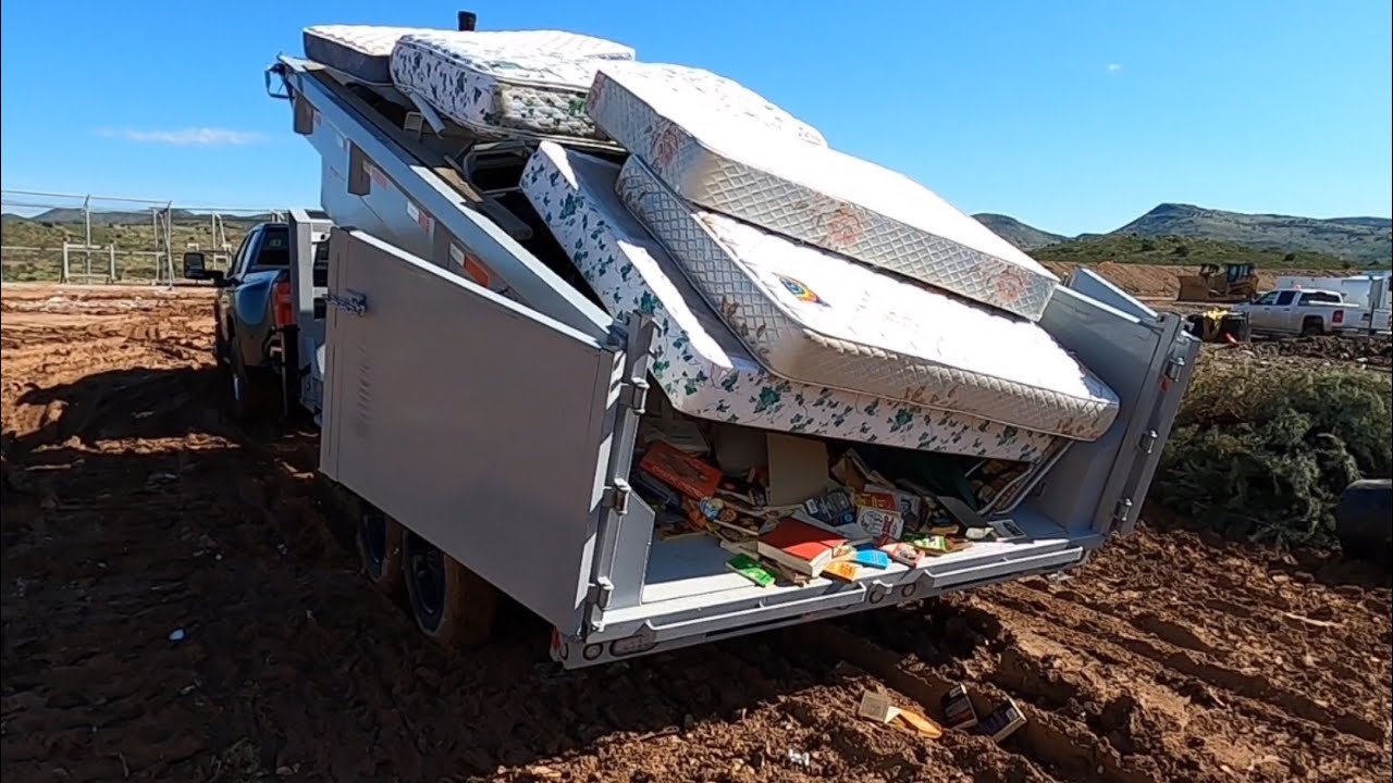Haulin Trash to Gray Wolf Landfill (or Mud Bog!) haulintrash 