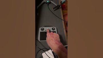 Brand New DJI RC 2 Controller won’t charge. Mavic air 3 fly more package.