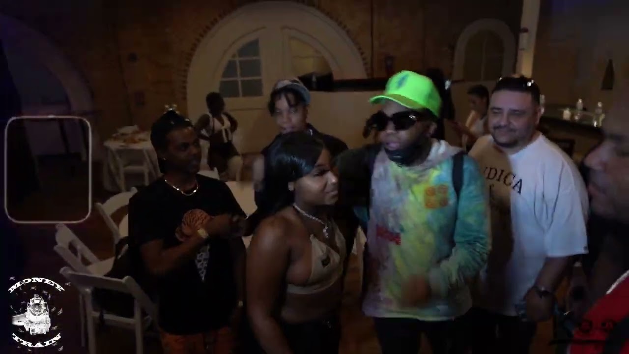 @Mike Jones in concert in San Antonio Filmed by   @Koo rod 