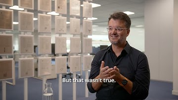 The technology behind the first fractal antenna: from an idea to an economical success