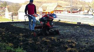 Frezam In Decembrie Pe Un Teren Moale Cu Ruris 13Cp