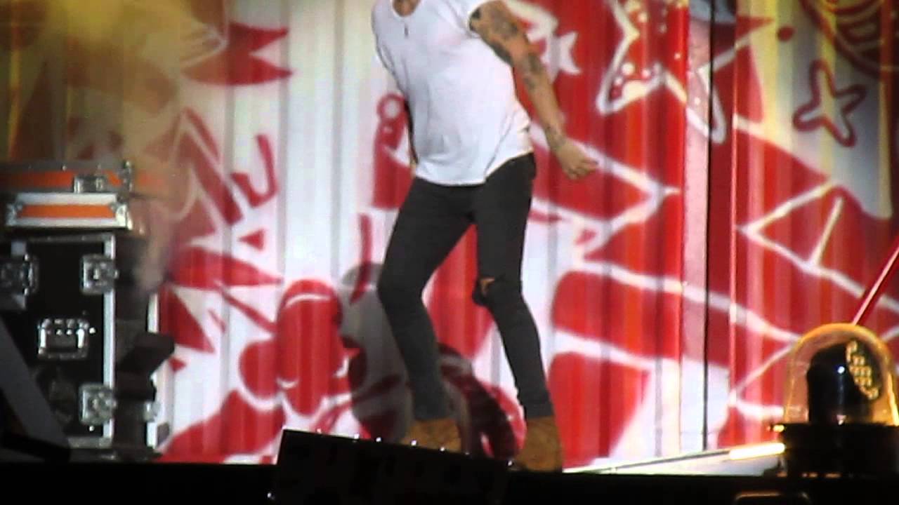 Harry Styles - October 3, 2014 Tampa, Florida - Strong