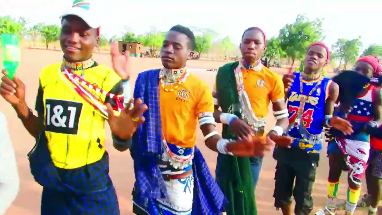 Samwel mapinda sherehe kwa SHINJE nhogombe