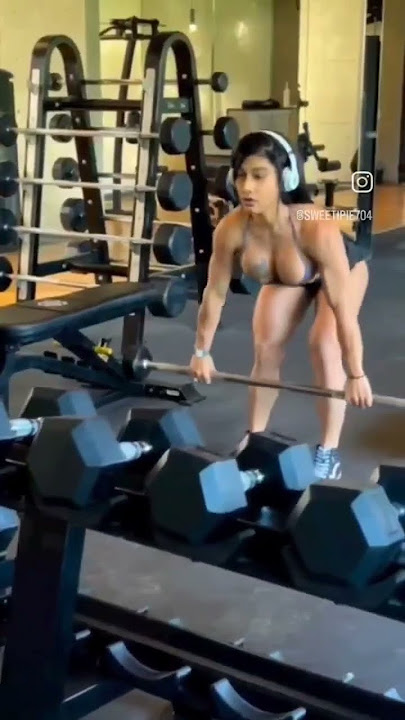 Body build for next pornography shooting with Transangel