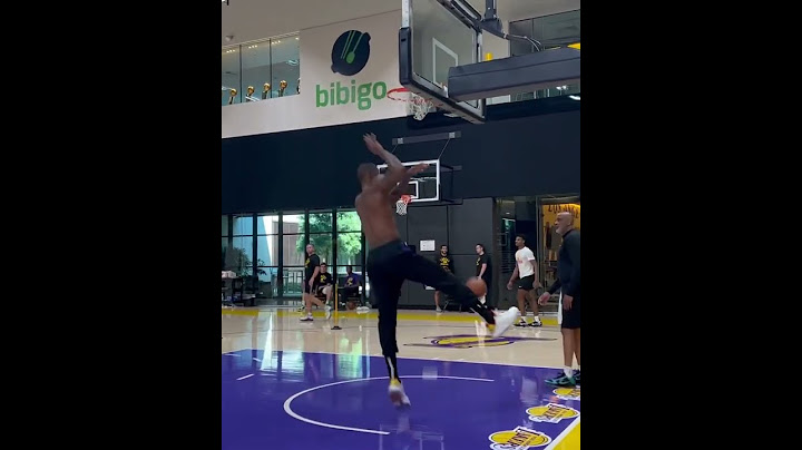 Lebron James hooping with his son Bryce and Bronny😍 #nba #shorts