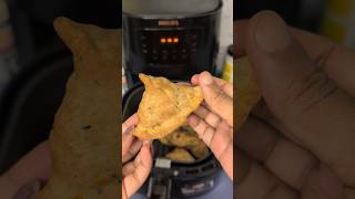 Guilt free samosa recipe in Air Fryer🤤😋 Kabhi Bina Deepfry ke itne Tasty Samosa banaye hai? #shorts