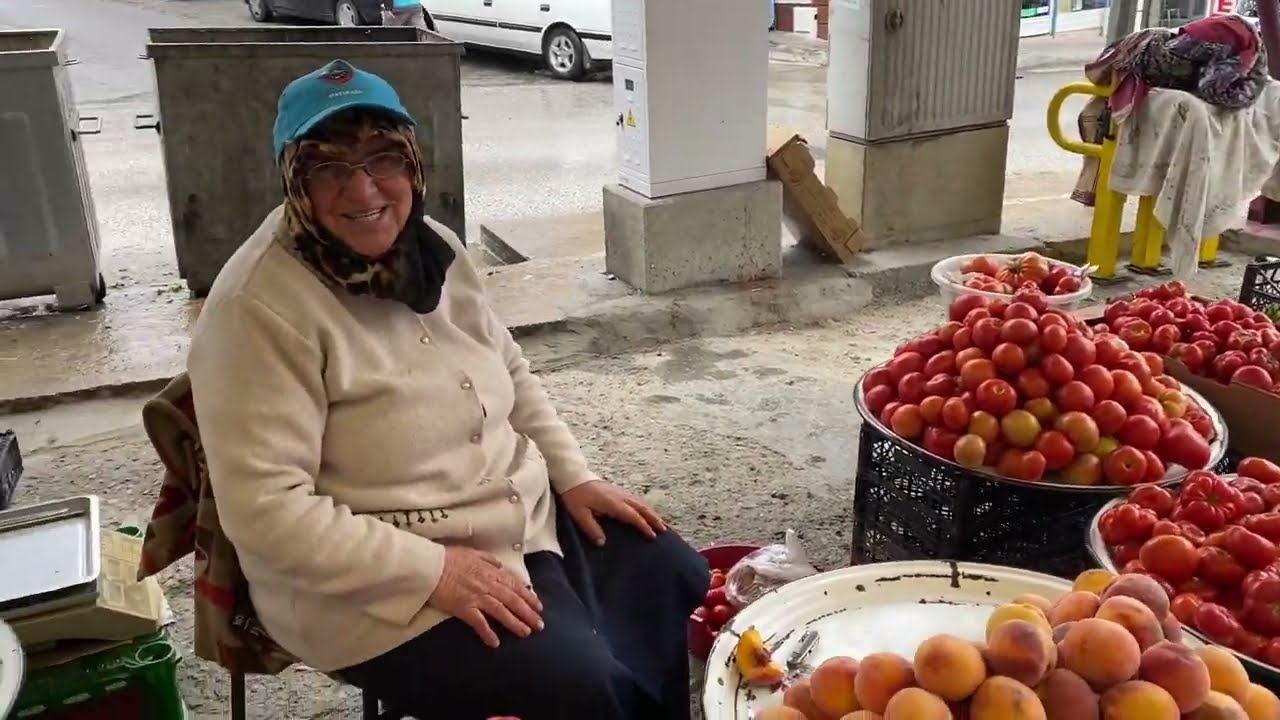 Köylü pazarındayım #tosya #semtpazarı #yöreselürünler #köyürünleri #köyden #köyhayatı