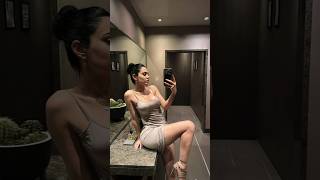 Ece Ronay Muhteşem Vücudu Ve Ince Detaylari Üzel