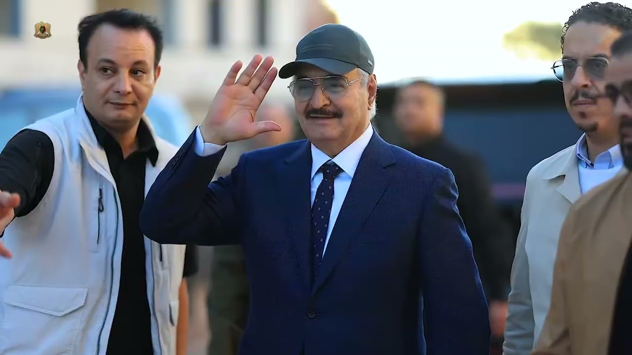 القائد العام للقوات المسلحة، المشير خليفة حفتر، يتفقد عددًا من مشاريع الإعمار والتنمية في بنغازي.