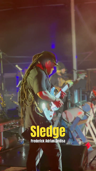 One of PNG’s Top Lead Guitarist. Frederick Adrian Gedisa aka Sledge Meganesia Concert #shorts
