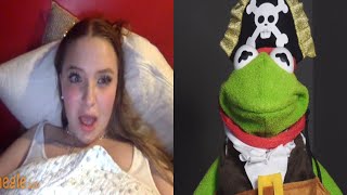 Kermit looks for booty on Omegle
