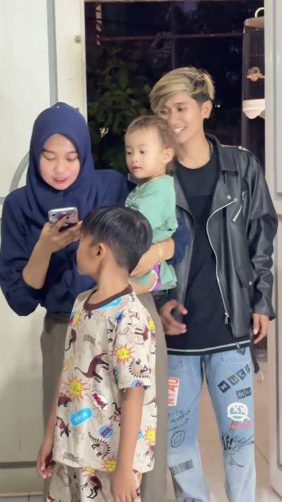 kejutan untuk keluarga kecilku🥰