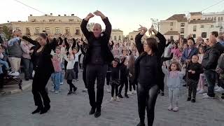 Ronda Kids Dancing On The New Bridge, November, 16, 2023