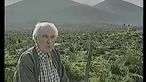 Eamon Kelly - Seanachai - The Man from the Mountai...