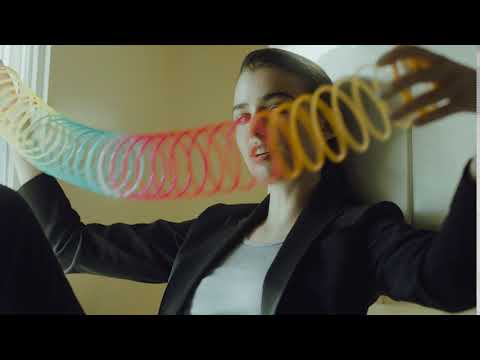 帝人フロンティア/「SOLOTEX」PV　03|07　軽やかに伸びて、身体に馴染む。（6秒）