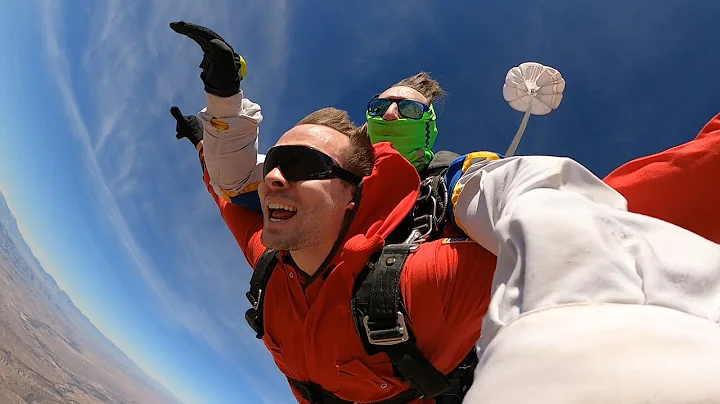 CHRISTOPHER RINEHART - Tandem Skydive in Las Vegas...