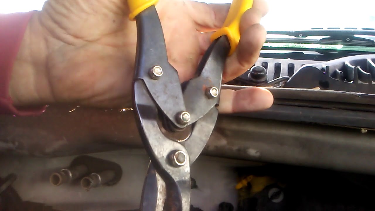 Chevy heater core quick disconnects on a 2000 Chevy truck YouTube