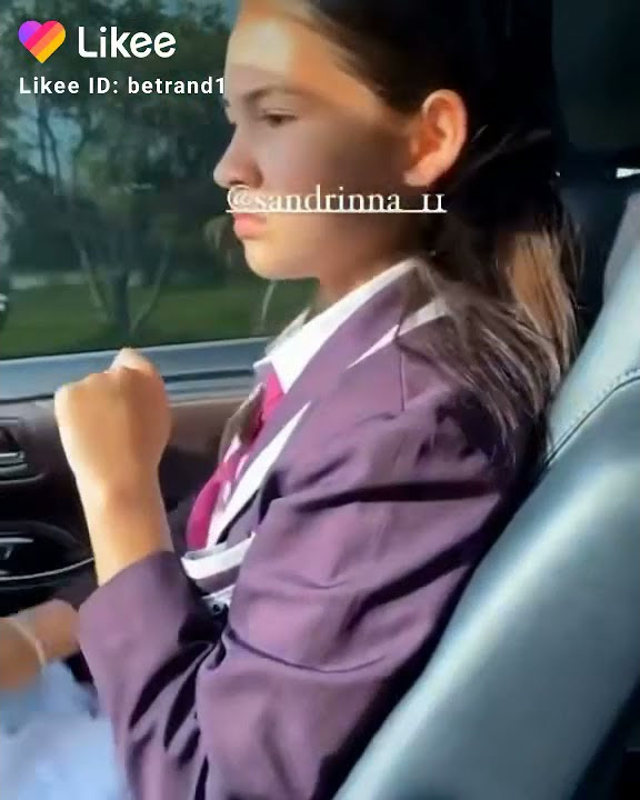 sandrina belajar mobil😍