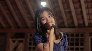 Aura Paramita feat Pencipta Lagu Asli Raiso Dadi Siji (official music video)
