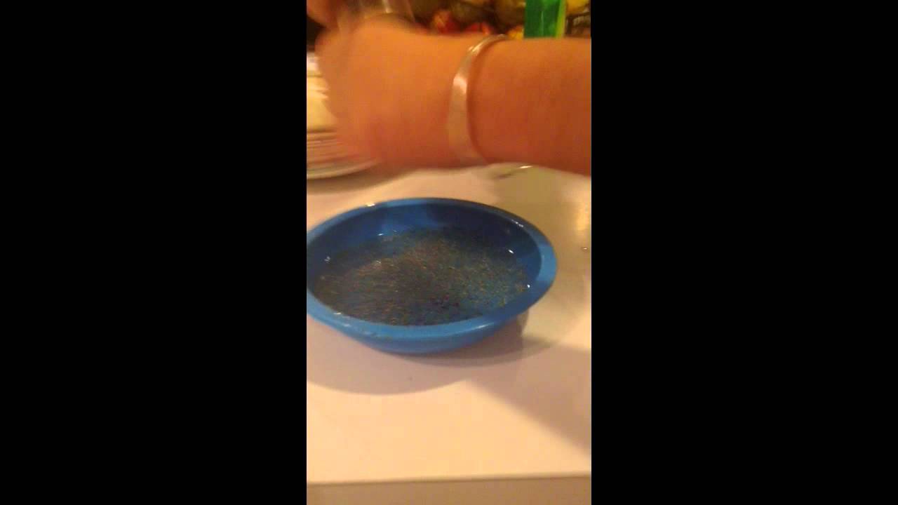 How Pepper reacts to Dishwashing liquid experiment - Glenn Fromont