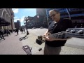 Sultans of swing - Unemployed Vancouver busker makes Knopfler's jaw drop (please support)