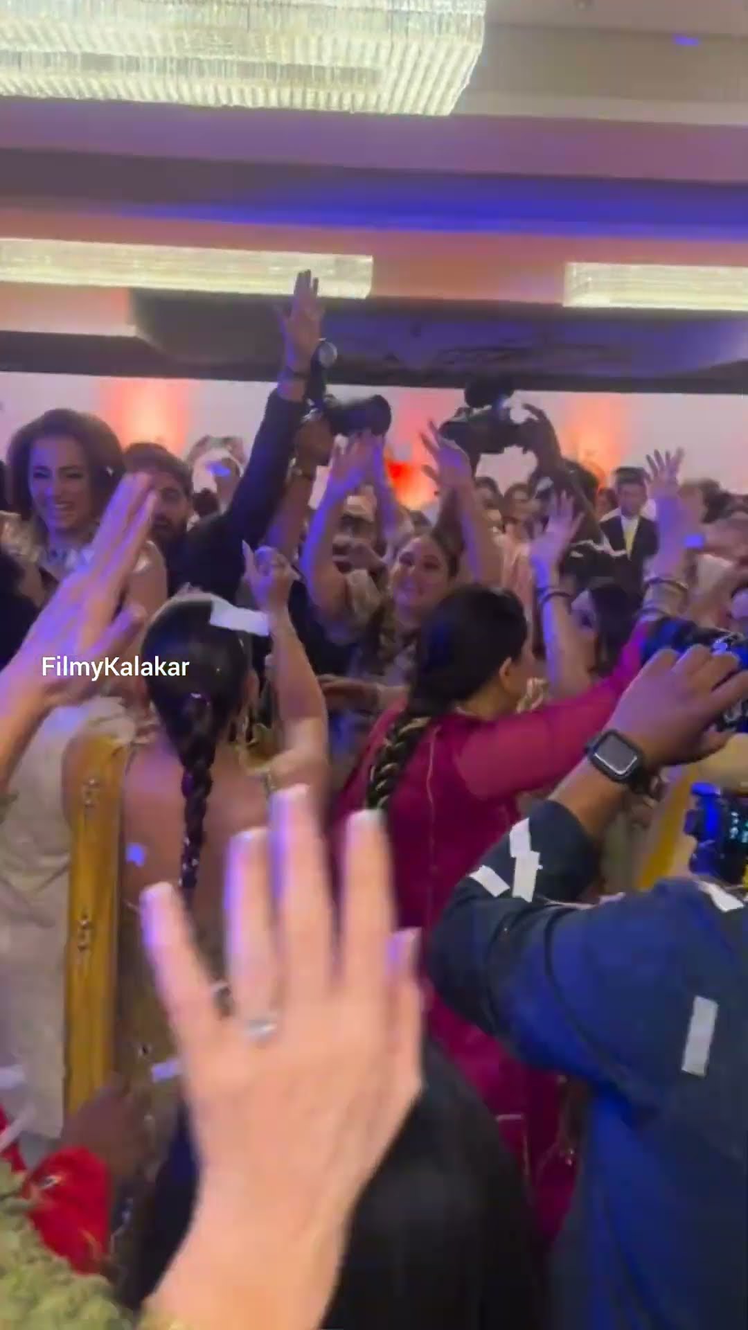 #aliabhatt #ranbirkapoor doing bhangra at #aadarjain #alekhaadvani 's wedding ? #filmykalakar