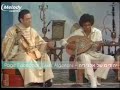 Capture de la vidéo Enrico Macias Et Son Père Cheikh Baba Sylvian Ghrenassia ז״ל Dans Un Bachraf Zidane (Ragon)