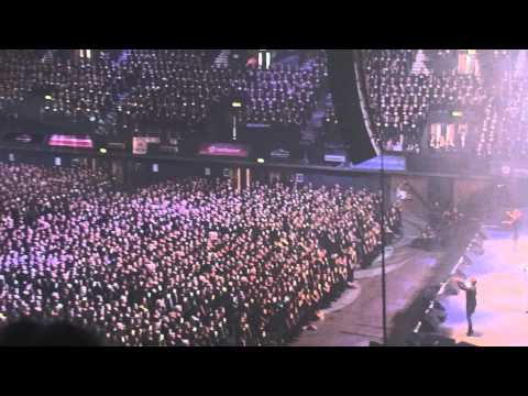 The Soldiers and Rock Choir - Don't Let The Sun Go...