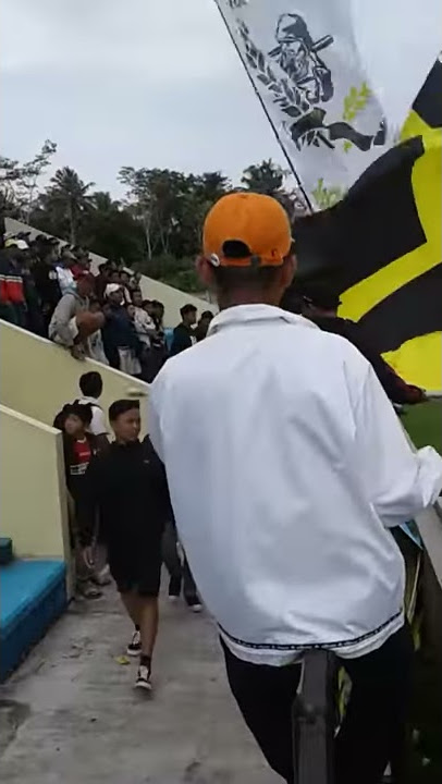 Persikama fans 1986 'ayoo laskar syailendra'