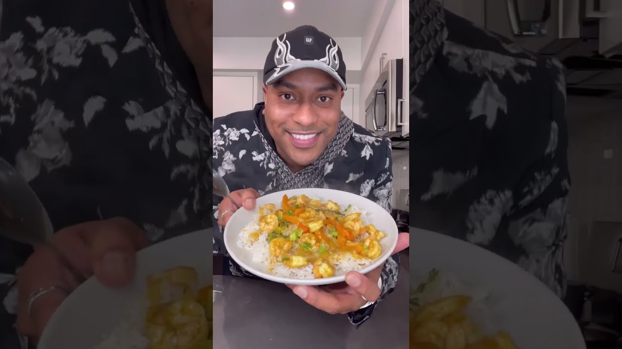 Jamaican curry shrimp 🍤 Luxury Chef! My accent is ridiculous I know 😂 