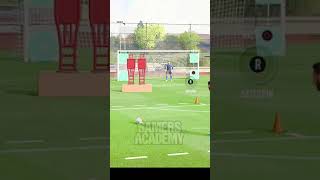 HOW TO SCORE EVERY FREE KICK ✨ screenshot 5