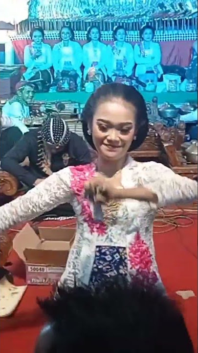 Pagelaran wayang kulit Ki Anom sarjono di desa kebrengan