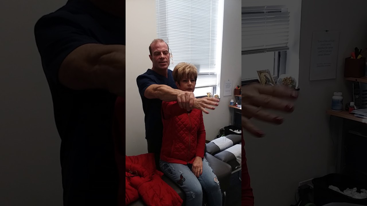 How to fix most shoulder pain in 5 seconds YouTube