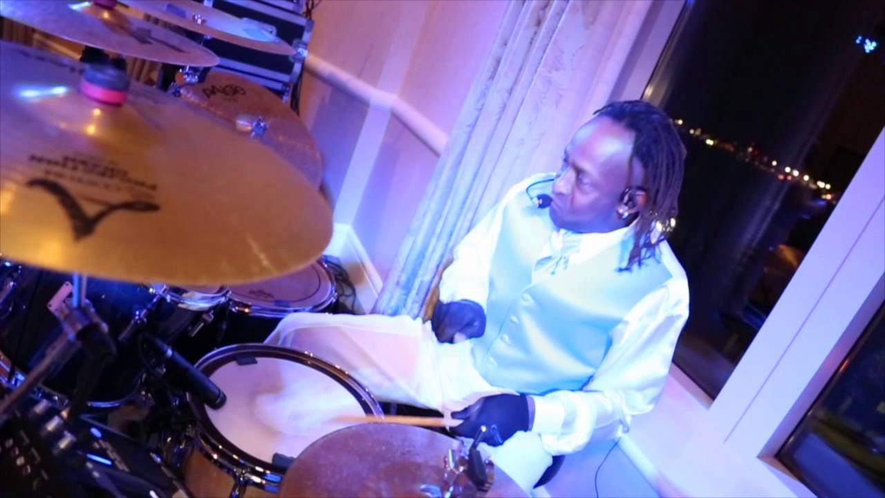 world-premier-band-ad2-youtube