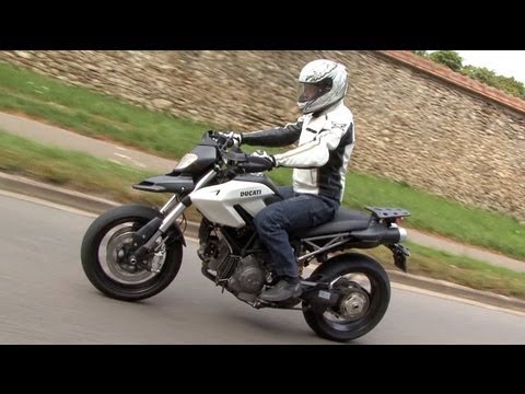 Essai Ducati Hypermotard 796 Youtube