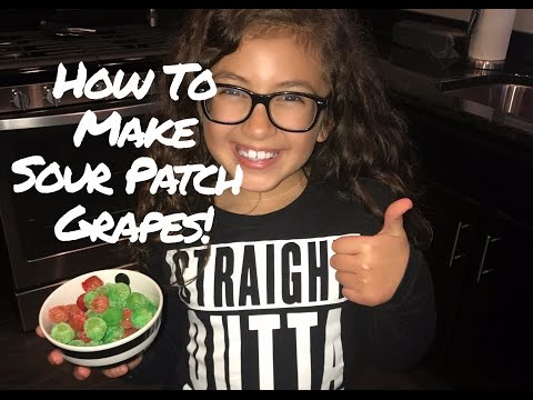HOW TO MAKE SOUR PATCH GRAPES! | Bella's World