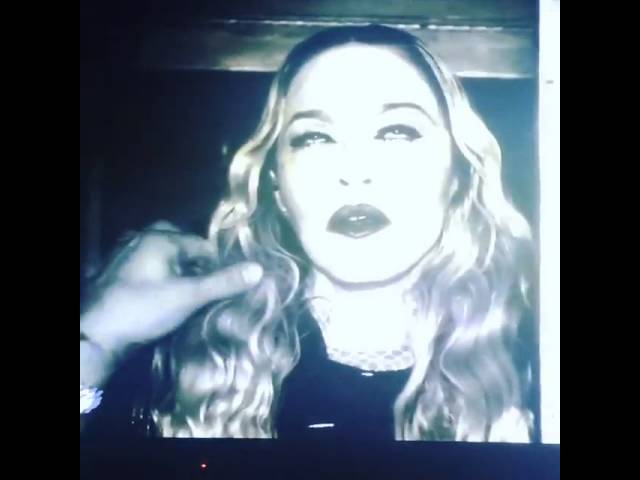 Watch "好戲上場 婊子們 !!!!!🎉🎉🎉🎉🎉. 心叛逆 DVD 即將到來 ❤️ #rebelheart 💃🏻🎤🎼👑 " - 瑪丹娜 on YouTube Watch "好戲上場 婊子們 !!!!!🎉🎉🎉🎉🎉. 心叛逆 DVD 即將到來 ❤️ #rebelheart 💃🏻🎤🎼👑 " - 瑪丹娜 on YouTube