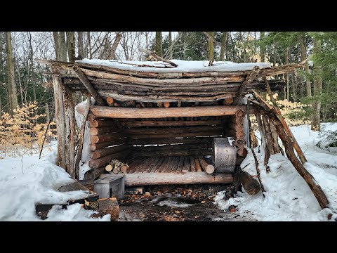 Overnight at the Bushcraft Shelter - Last Winter Camp of the Season