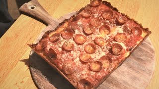 Indulge your pizza craving with Detroit-style pie in Ballard - KING 5 Evening