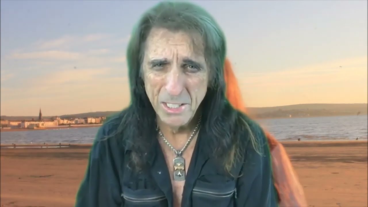 Alice Cooper gives great advice to Songwriters... Featuring Dom Joly Prank Interview (Trigger Happy)