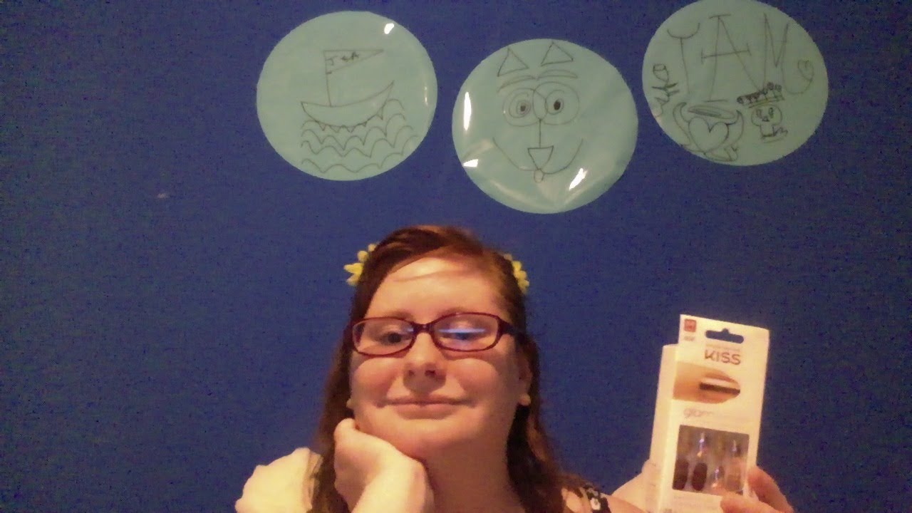 KISS Glam Fantasy Nails