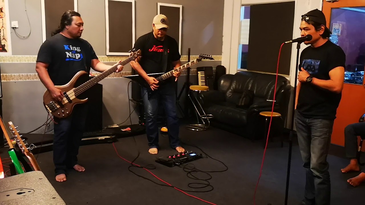 Kasih Orang Muda - Ary Fahrenheit