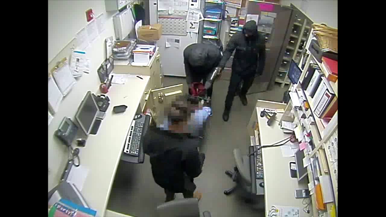 Cctv Footage Armed Robbery Caught On Cctv Security Camera Usa Surveillance Video Youtube