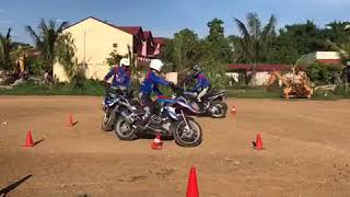 GS Trophy Exercise full lock turn