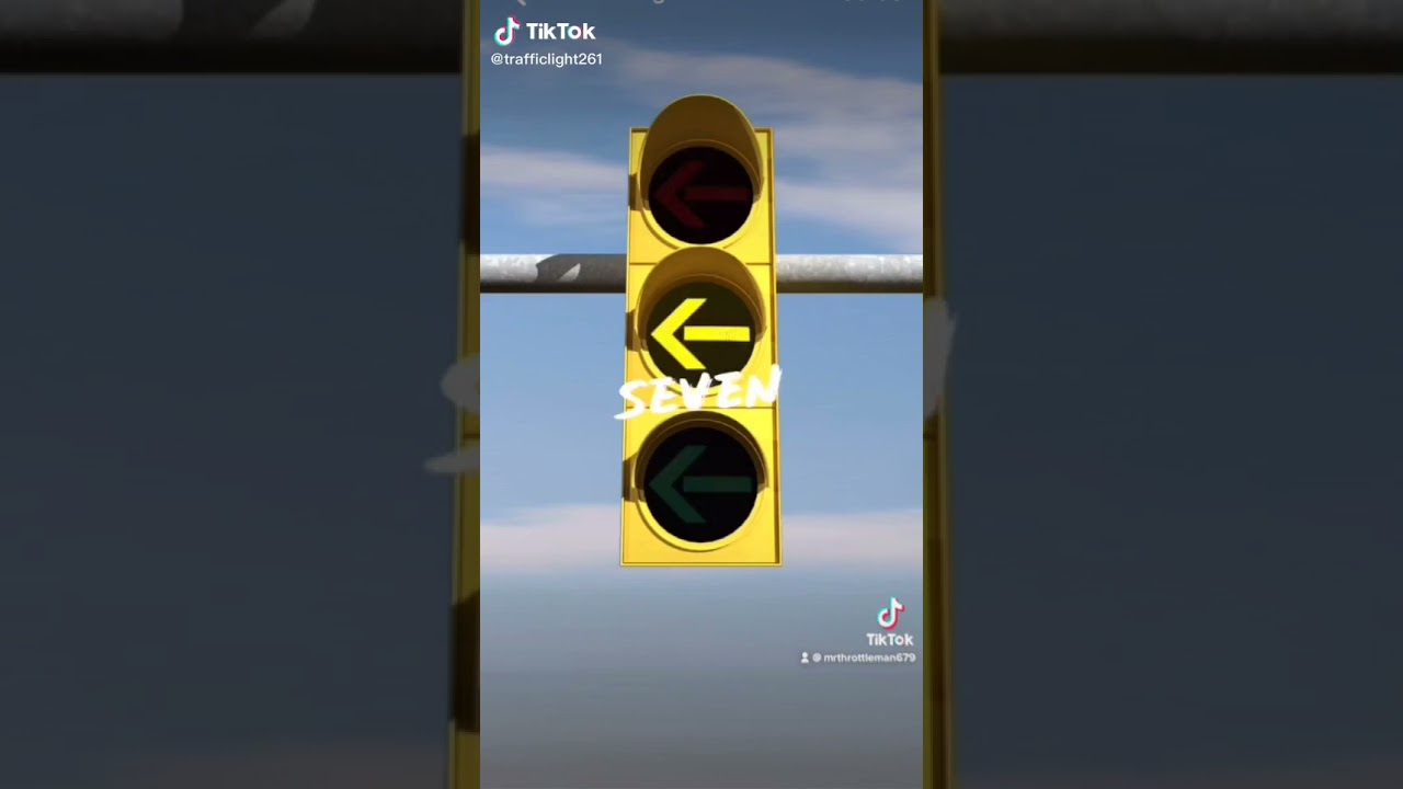 Traffic Signal Yellow Arrow (Flash Mode)