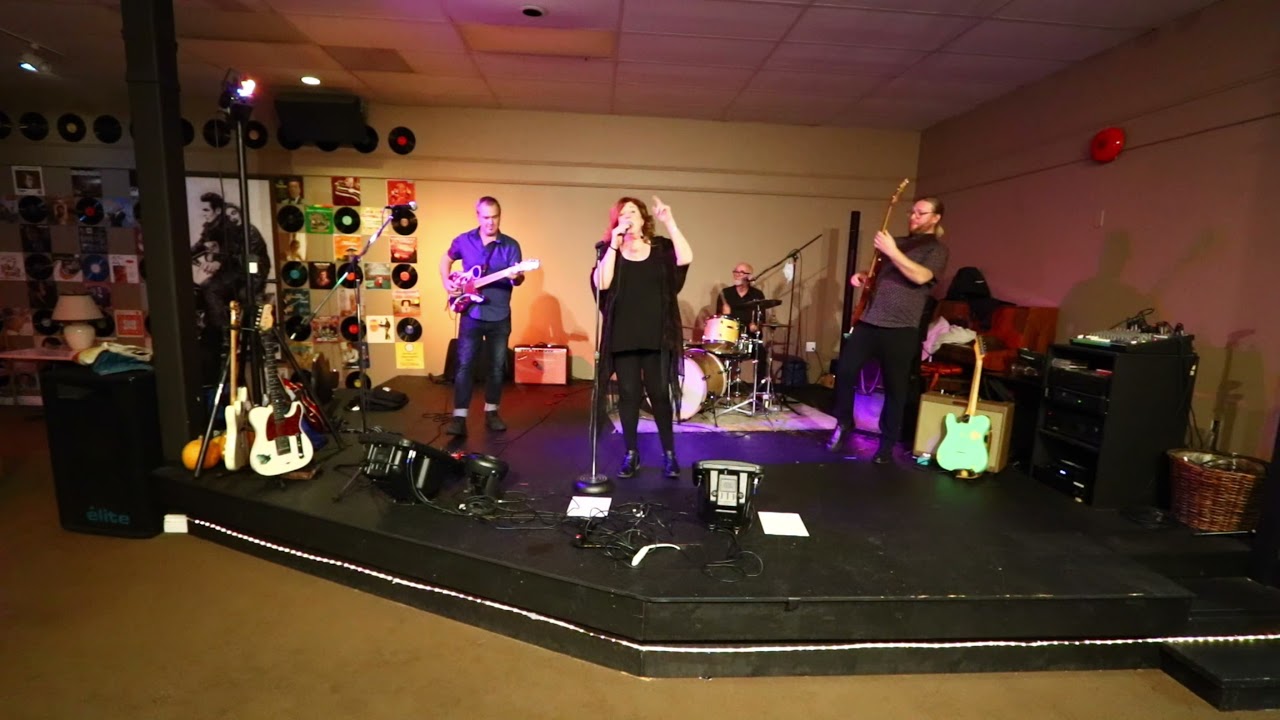 211013 DEB RHYMER BLUES JAM - YouTube