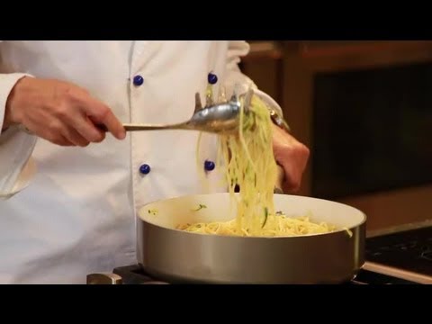 Video: Cara Membuat Pasta Carbonara Vegetarian