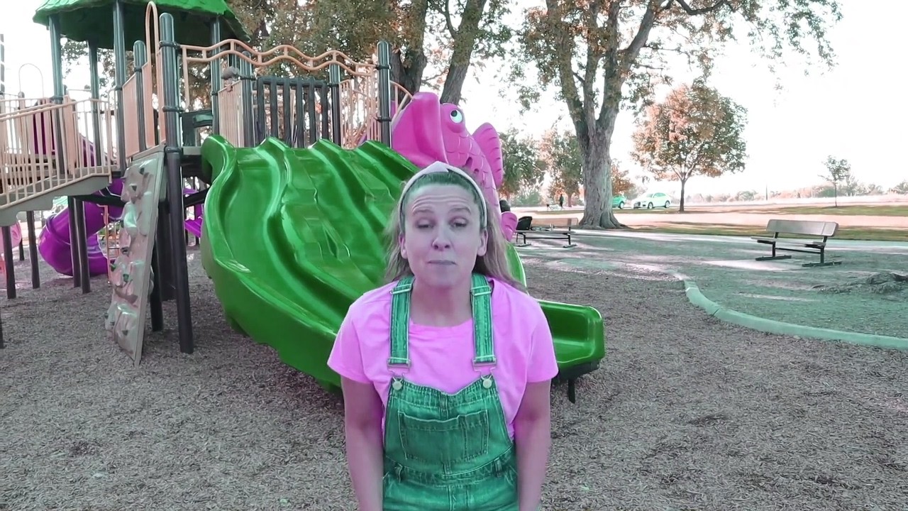 Ms. Rachel lets try to high hump sponsored by Gamavision Csupo Effects